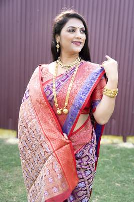 Purple woven Faux kanchipuram silk saree with blouse 4