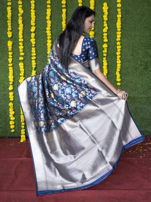 Navy blue hand woven banarasi silk saree with blouse 2