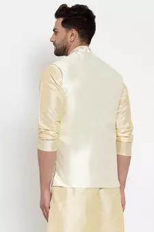 Men white Silk Embroidered Nehrujacket