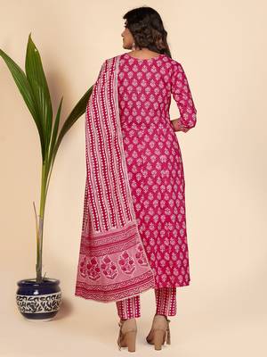 Printed & Lace Work Anarkali Cotton Pink Stitched Kurta Pant With Dupatta 3