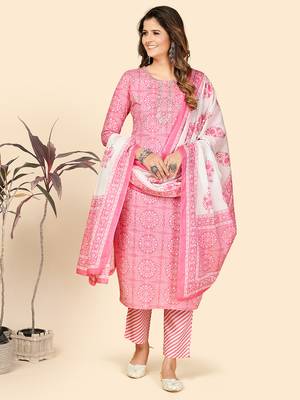 Printed & Embroidered Straight Cotton Light Pink Stitched Kurta Pant With Dupatta 2