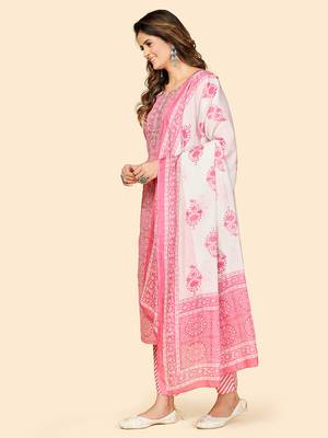 Printed & Embroidered Straight Cotton Light Pink Stitched Kurta Pant With Dupatta 4