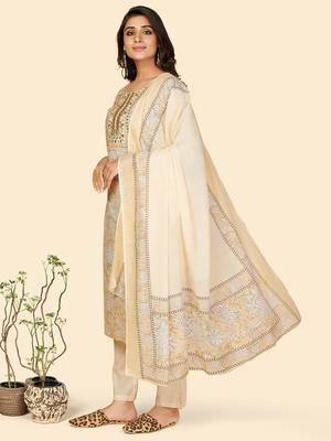 Printed & Embroidered Straight Cotton Beige Stitched Kurta Pant With Dupatta 3