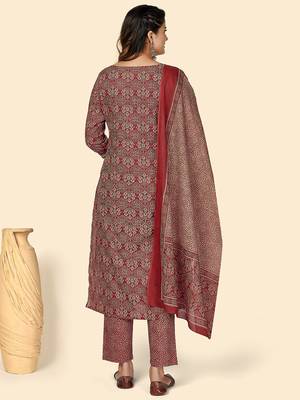 Printed & Sequience Work Straight Cotton Red Stitched Kurta Pant With Dupatta 3