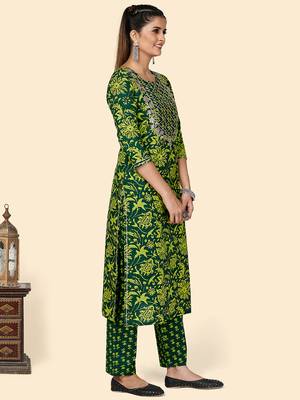 Printed & Sequience Work Straight Cotton Green Stitched Kurta Pant With Dupatta 5