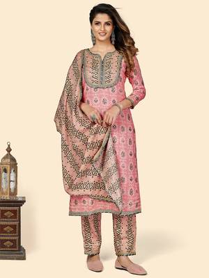 Printed & Gota Patti Work Straight Rayon Light Pink Stitched Kurta Pant With Dupatta 2