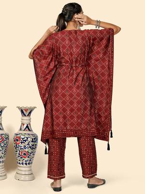 Foil Print  Muslin Maroon Stitched Kaftan Kurta With Pant Set 3