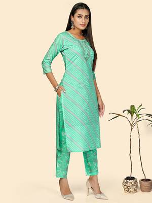 Print & Embroidered Straight Cotton Turquoise Stitched Kurta Pant With Dupatta 5