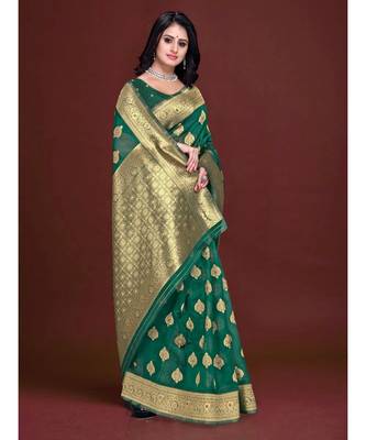 Soft Organza Saree with Blouse piece 3