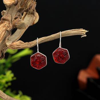 Red danglers-drops 1