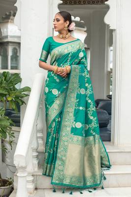 Pink woven banarasi silk saree with blouse 1