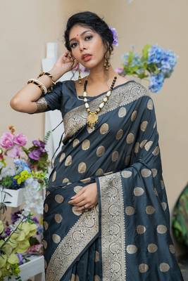 Wine woven banarasi silk saree with blouse 2