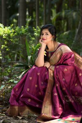 Grey woven banarasi silk saree with blouse 3
