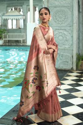 Pink woven south silk saree with blouse 1