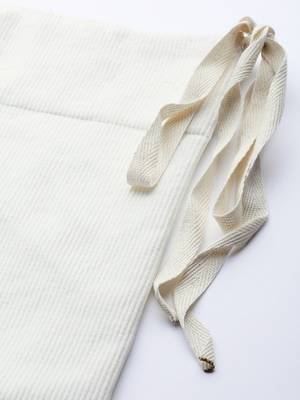 White Solid Micro Fiber Saree Shapewear 4