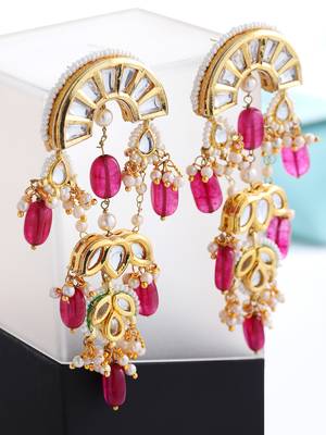 Red pearl earrings 2