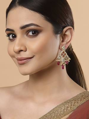Red pearl earrings 1