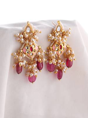 Pink pearl earrings 2