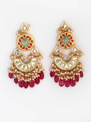 Red pearl earrings 3