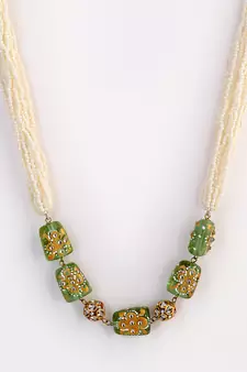 Green pearl necklaces