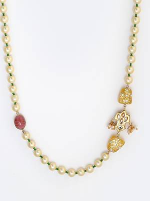 Yellow pearl necklaces 4