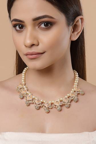 Pink pearl necklaces
