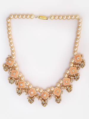 Pink pearl necklaces 3