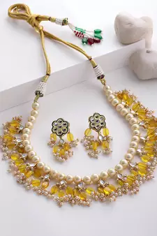 Yellow pearl necklace-sets