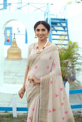 Green printed silk cotton saree with blouse 2