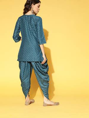Teal printed art silk kurta-sets 3