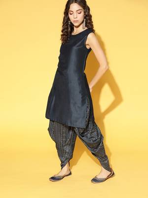 Navy-blue printed art silk kurta-sets 2