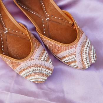 Pastel Pearl Embellished Women Jutti 3