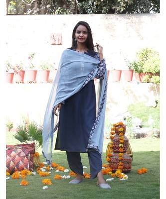 grey cotton stitched  kurta  &   dupatta  &   bottom 2