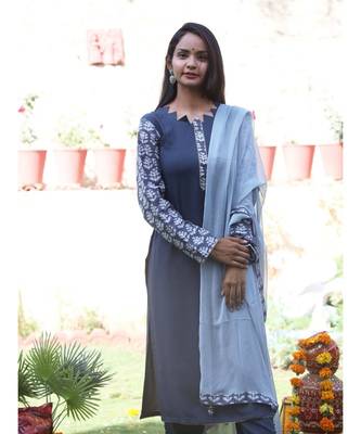 grey cotton stitched  kurta  &   dupatta  &   bottom 4