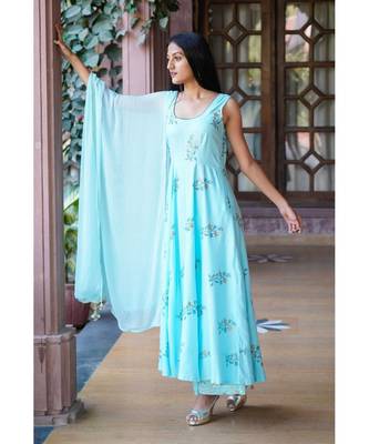 blue cotton stitched   kurta  &   dupatta  &   bottom 2