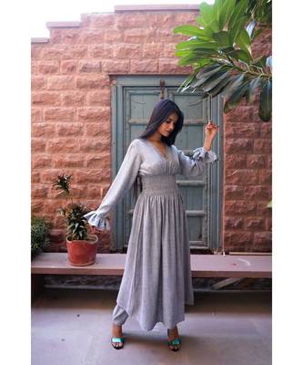 grey cotton stitched   kurta  &   bottom 4