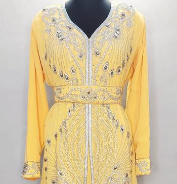 Yellow Moroccan Kaftan With Sun-proof hijab 2