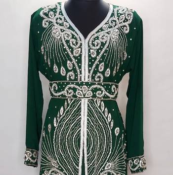 Dark Green Moroccan Kaftan With Sun-proof hijab 2