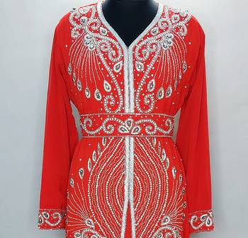 Red Moroccan Kaftan With Sun-proof hijab 2