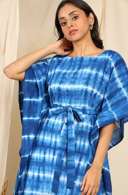 Blue printed cotton kurtas-and-kurtis 5