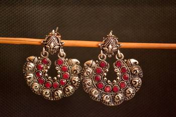 Silver onyx stone circular oxidised dangler drop carved studs earrings 2