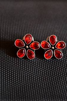 Maroon onyx studs