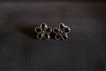 Black onyx studs 1