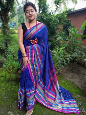 Exclusive Khadi Cotton Handloom Jamdani Broad Border Striped Pallu 1