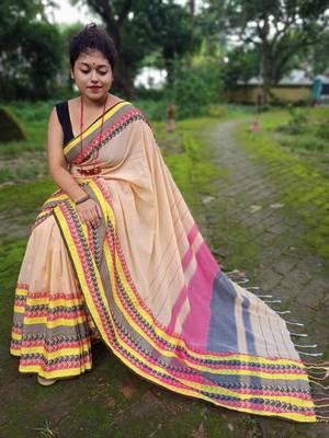 Exclusive Khadi Cotton Handloom Jamdani Broad Border Striped Pallu 2