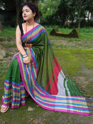 Exclusive Khadi Cotton Handloom Jamdani Broad Border Striped Pallu 1