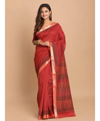 Printed Cotton Blend Saree with blouse in Maroon 1