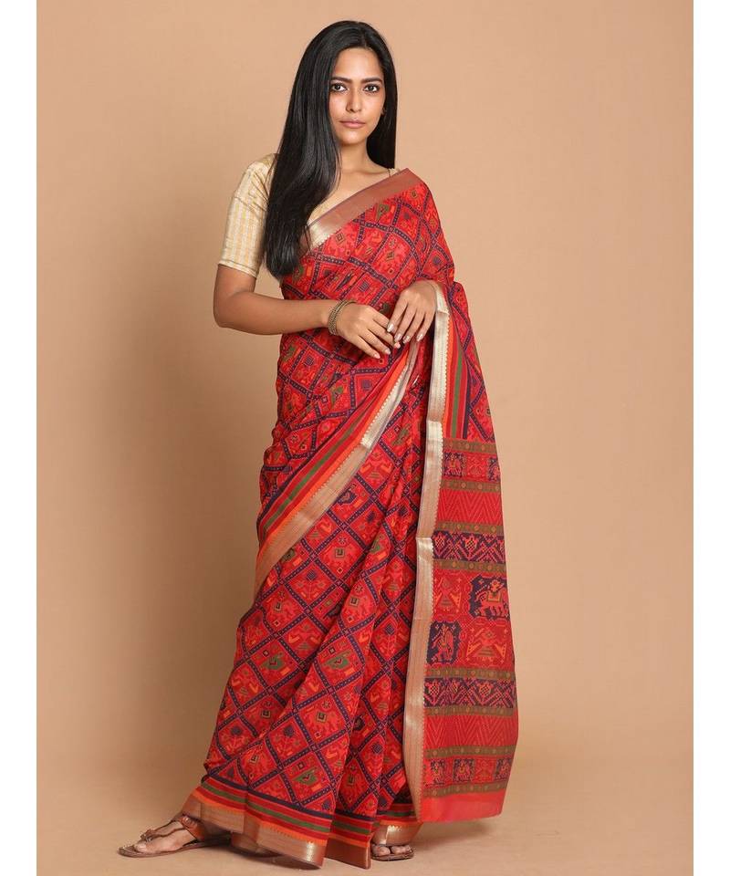 Printed Cotton Blend Saree with blouse in Red