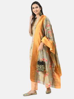 Auretta Fashion Women Printed Kurta 5