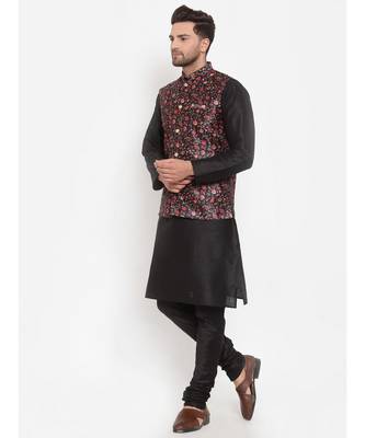 Men Black & Black Kurta with Churidar & Printed Nehru Jacket 2